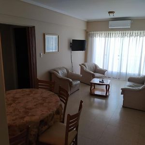 Departamento En Mar Del Plata, Excelente Ubicacion, Pleno Centro, 3 Habitaciones, Solo Grupo Familiar, No Se Permiten Grupo De Jovenes